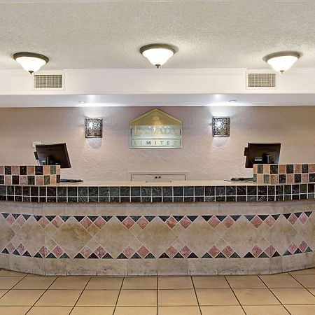 Days Inn By Wyndham Tucson City Center Dış mekan fotoğraf