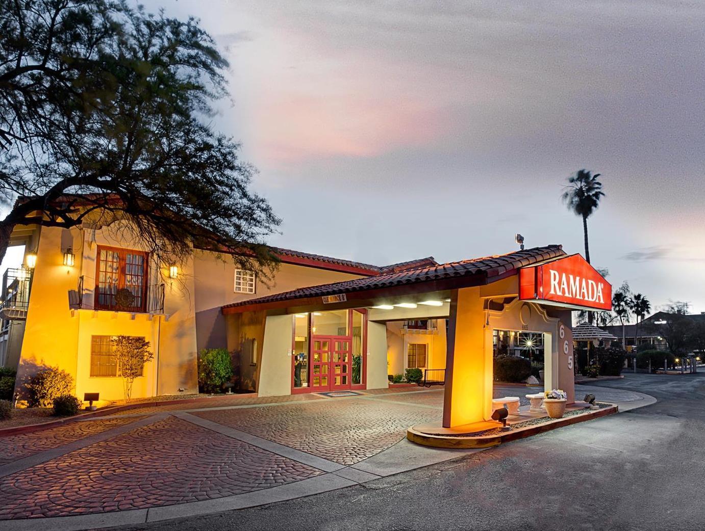 Days Inn By Wyndham Tucson City Center Dış mekan fotoğraf